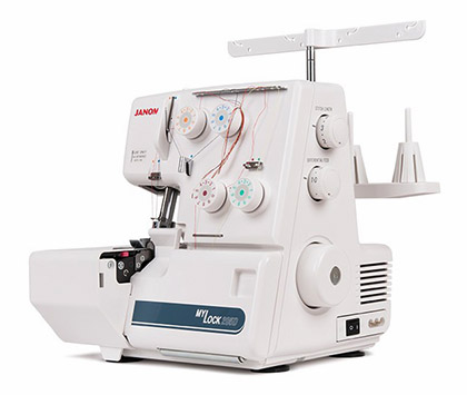 Janome M-205D оверлок